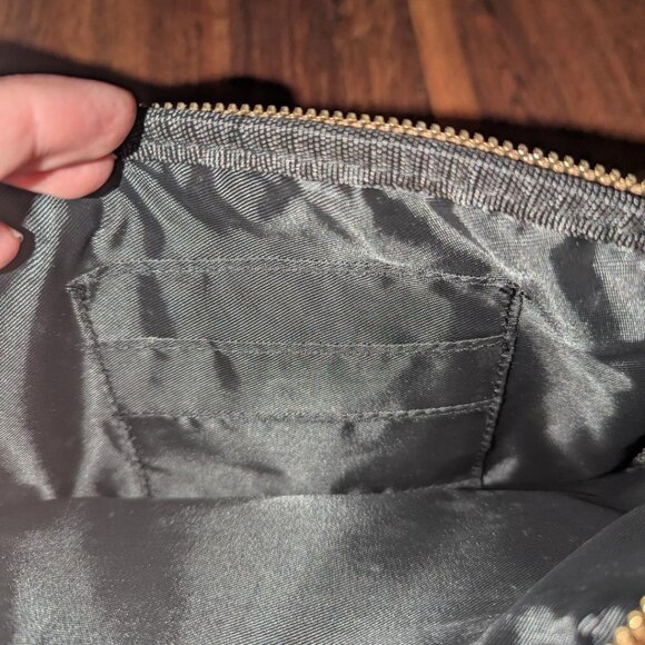 NWT Crossbody travel purse removable strap, natural color, tan - Picture 4 of 10